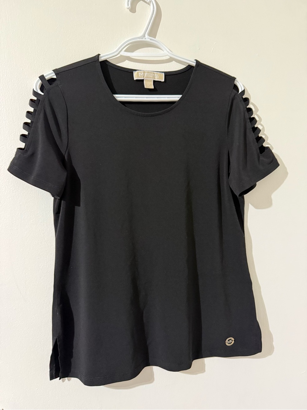 Michael Kors Black Short-Sleeve Top with Shoulder Ladder Cutouts size Small